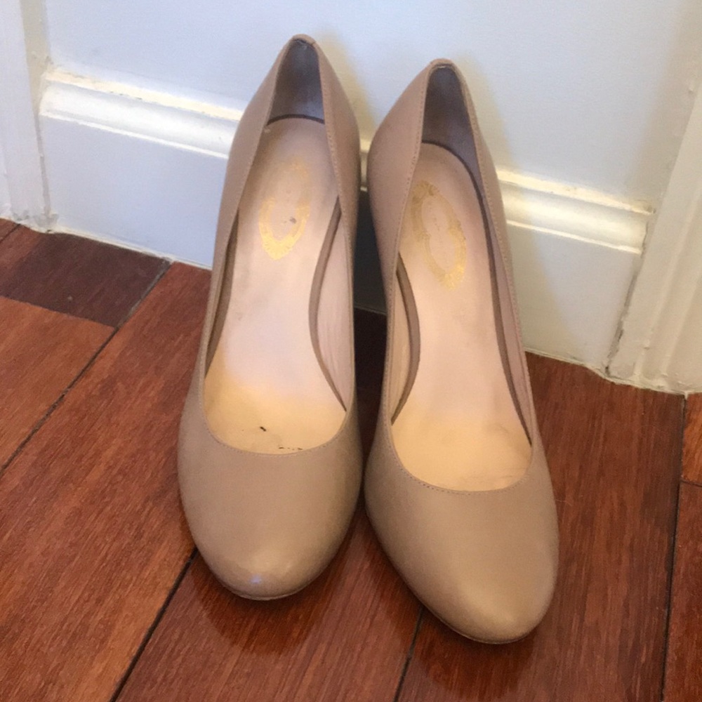 Too small - Picture 4 of 4